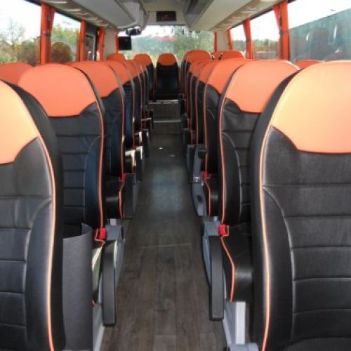 Cabornero bus 28 (Interior autocar 37 plazas)